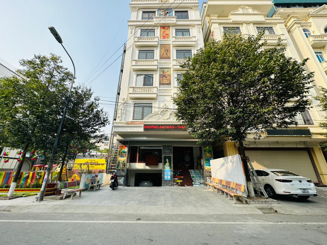 Cơ cở vật chất